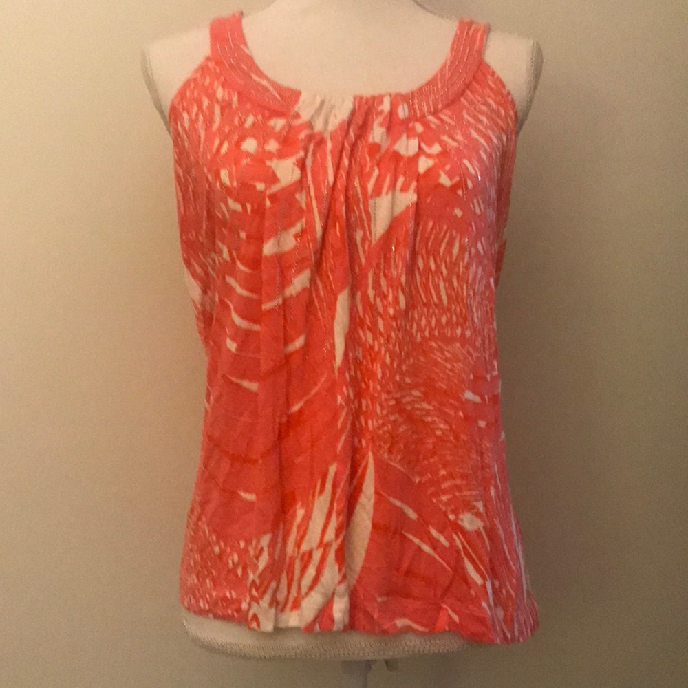 Jennifer Lopez tank top